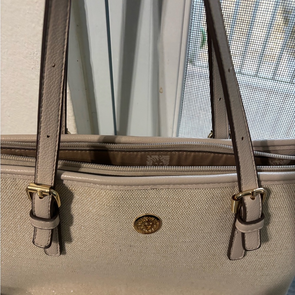 Chic Beige Shoulder Bag with Gold Accents